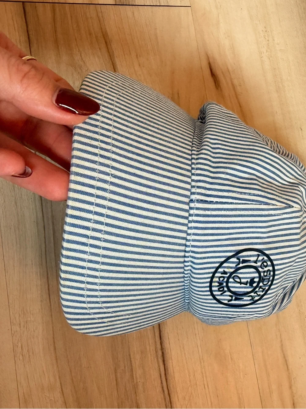 Jacadi hat